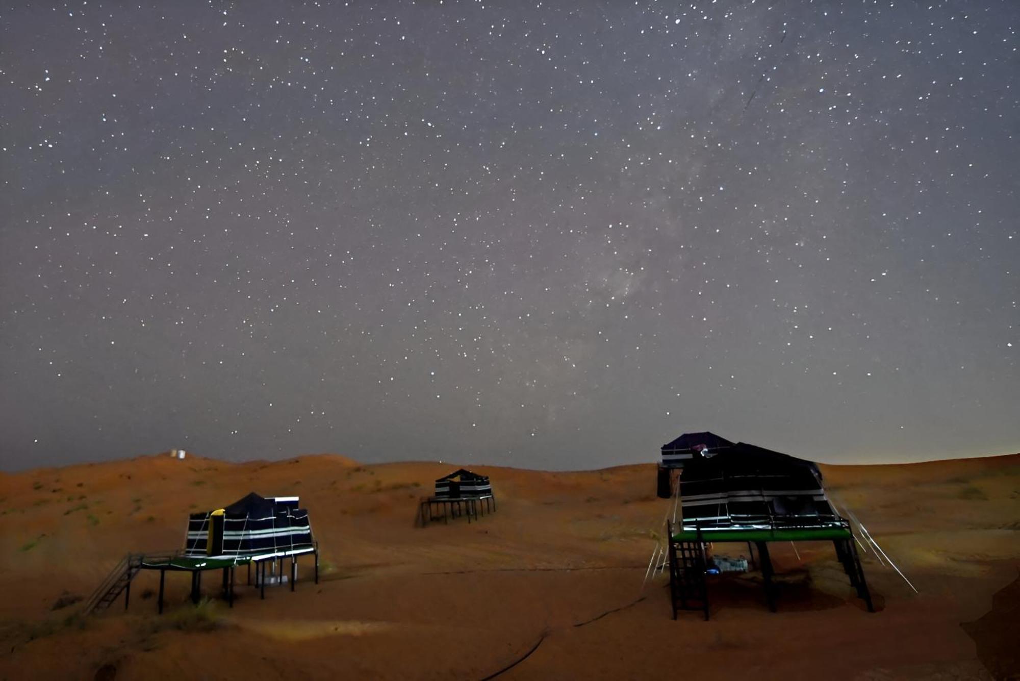 ホテル Moon Light Camp Badīyah エクステリア 写真