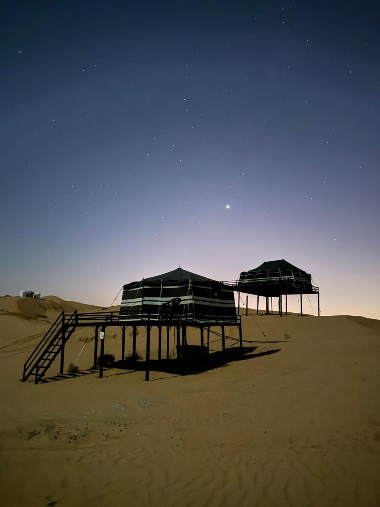 ホテル Moon Light Camp Badīyah エクステリア 写真