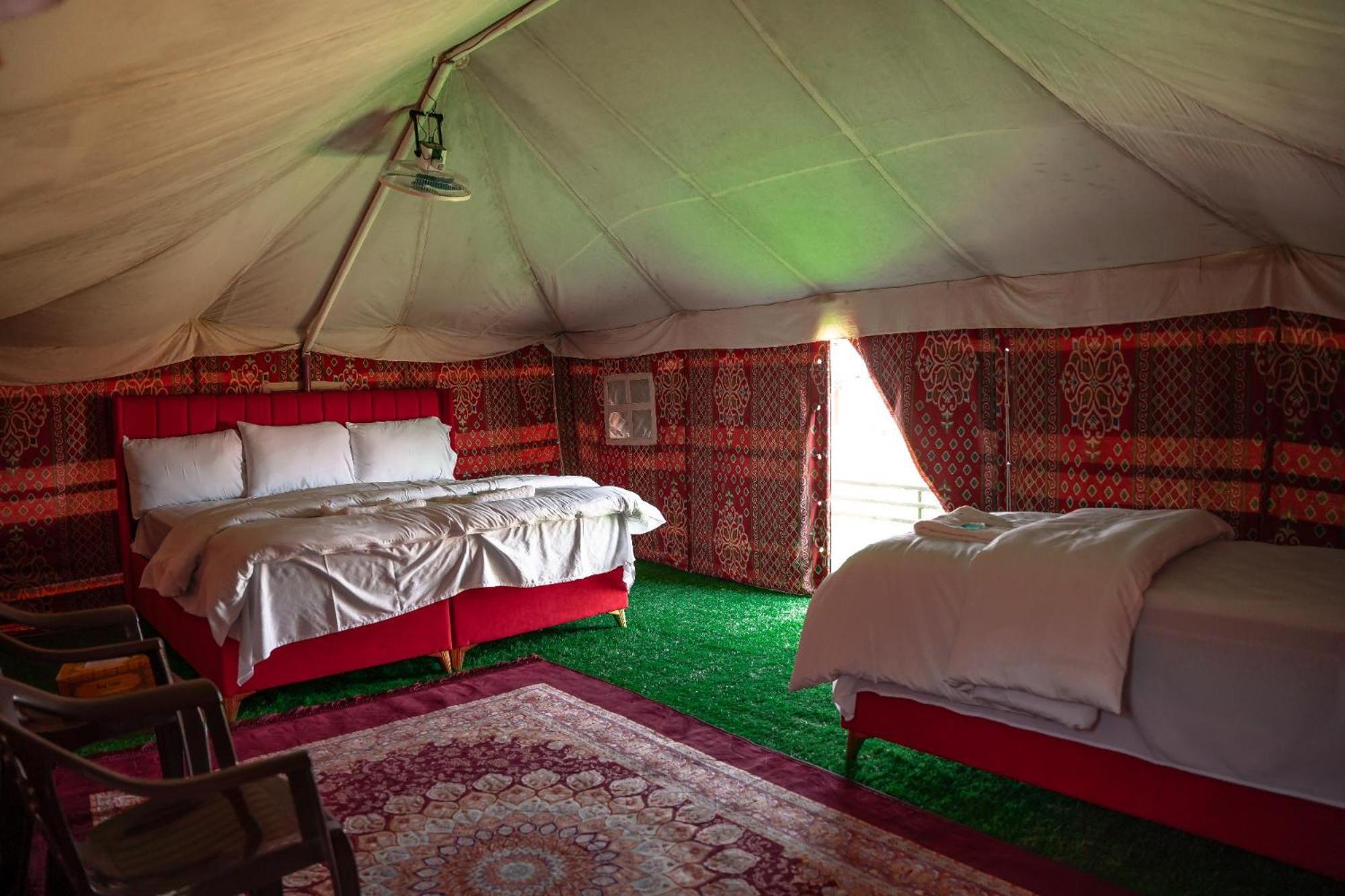 ホテル Moon Light Camp Badīyah エクステリア 写真
